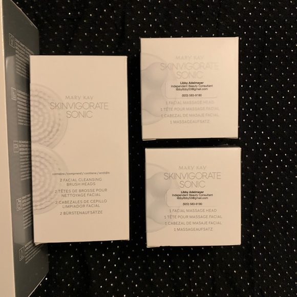Mary Kay Skinvigorate Sonic Skin Care System and Cleansing/Massage Heads - Picture 4 of 9